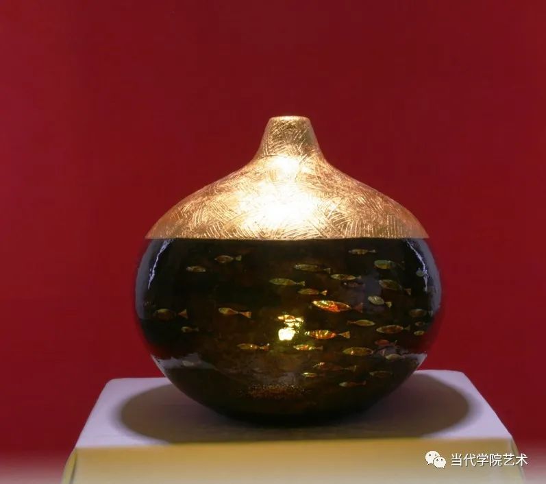 《高腰对瓶》.jpg